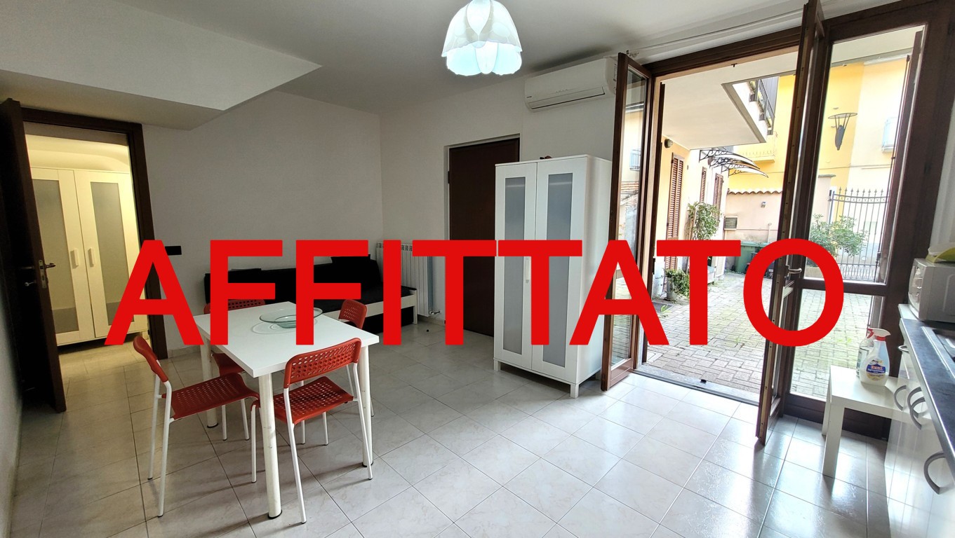 Appartamento affitto 4+4 Arese (MI)