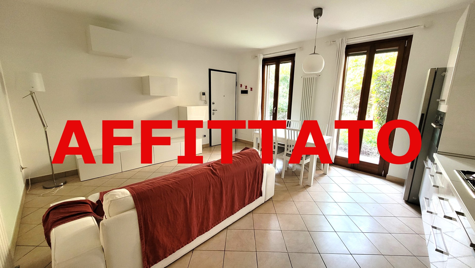 Appartamento affitto 4+4 Arese (MI)