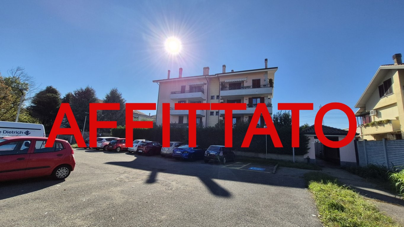 Appartamento affitto 4+4 Arese (MI)