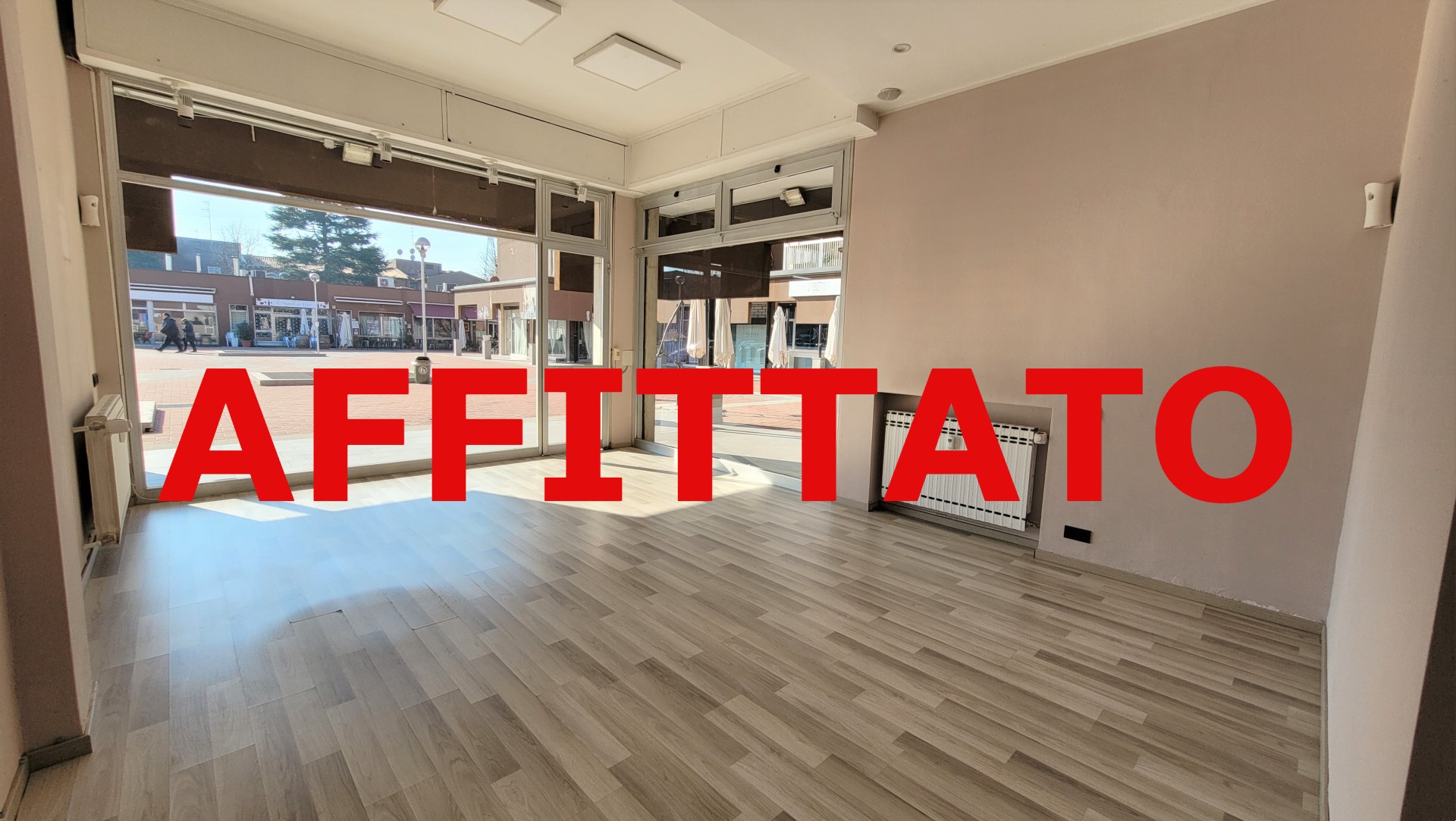 Negozi affitto 6+6 Arese (MI)